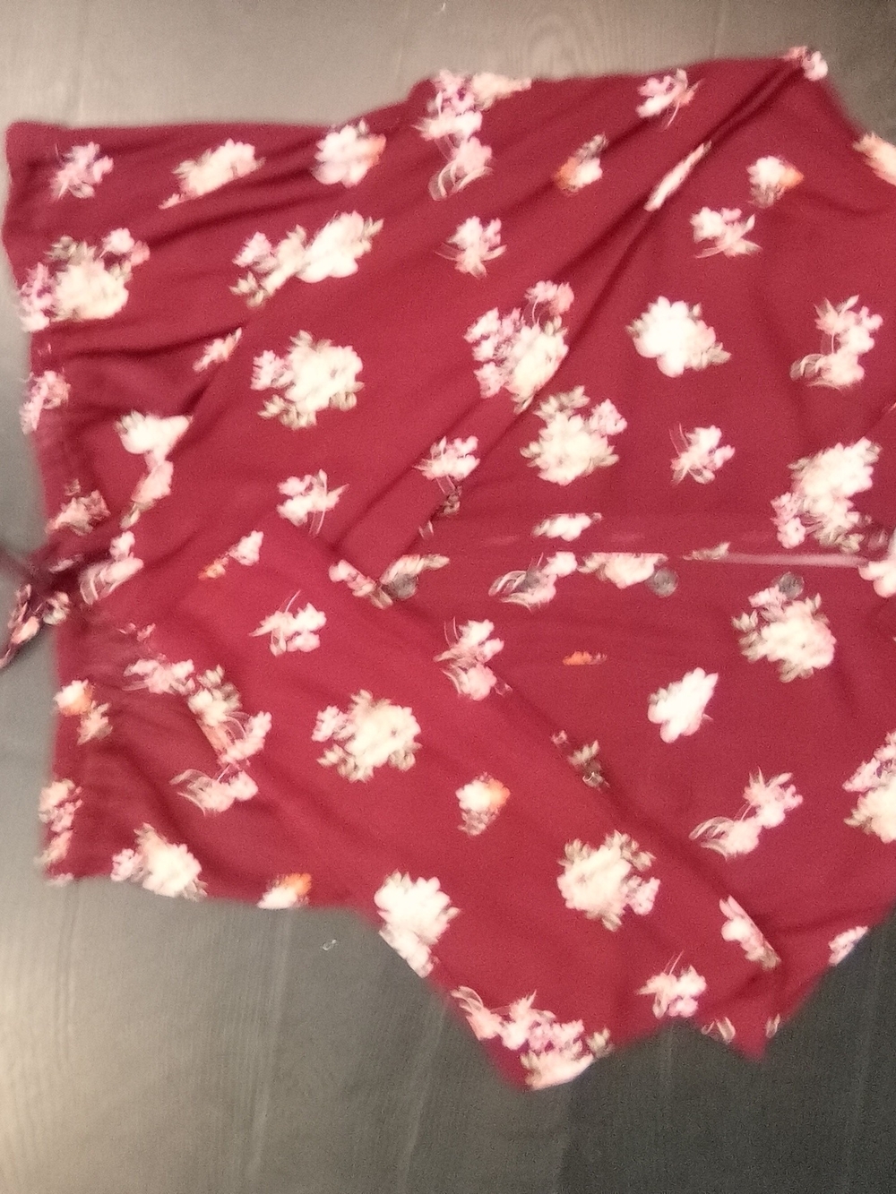 Floral V-Neck Women’s Top in Burgundy